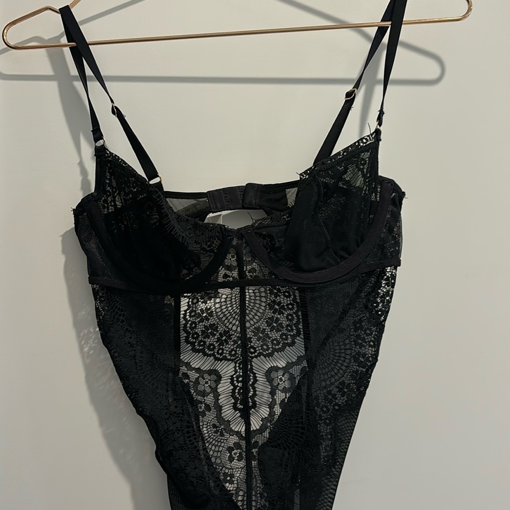Aritiza Babaton Body suit - Never worn with tag